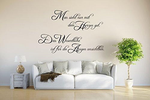 INDIGOS UG - Wandtattoo Wohnzimmer - Wandaufkleber Der Kleine Prinz. - Man Sieht nur mit dem Herzen gut.- schwarz - 96x62 cm - Aufkleber Kinderzimmer Schlafzimmer Küche Badezimmer Büro Dekoration