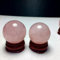 Boule de Cristal en Quartz Rose Naturel de 45 mm avec Support