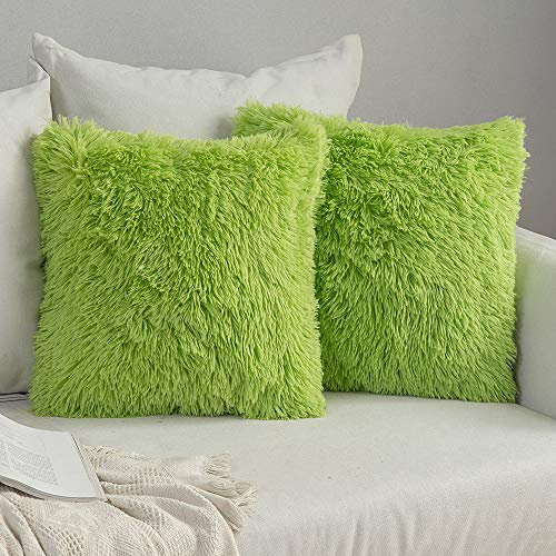 MIULEE 2er Set Kissenbezüge Künstlich Pelz Sofakissen Dekorative Dekokissen Kuschelkissen Plüschkissen Kuschelig Couchkissen Superweich Kissen Flauschig Kissenbezug für Sofa 50x50 cm Grün