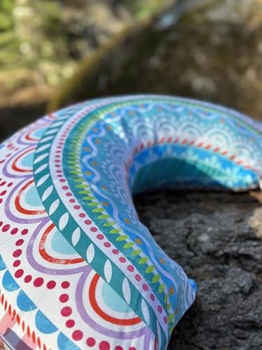 Bine Brändle - Dekokissen - Bunte Auswahl - Kissen mit Füllung - Mandalas - Bordürenliebe - Blüten - Blätter - Seerosenteich - Unterwasserwelt - Herzen - Monster - Regenbogen