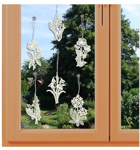 Fensterbilder Blütezeit Vogtländische Spitze 6er Set Spitzen-Anhänger Frühblüher für Fenster oder Sträuße | Kleine Blumen in Natur ca. 11 x 7 cm | Dekoidee für Frühling und Ostern