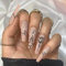 Luvadeyo 24 Stück Press-On Nägel Mittellang, Mandel-Kunstnägel zum Aufkleben, Stiletto Acrylnägel mit Kleber für Frauen und Mädchen