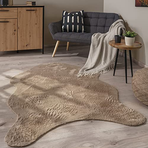 Paco Home Waschbarer Teppich Wohnzimmer Schlafzimmer Kurzflor rutschfest Modern Flauschiger Fellteppich Fell Imitat Kunstfell, Grösse:120x160 cm Fell-Form, Farbe:Beige