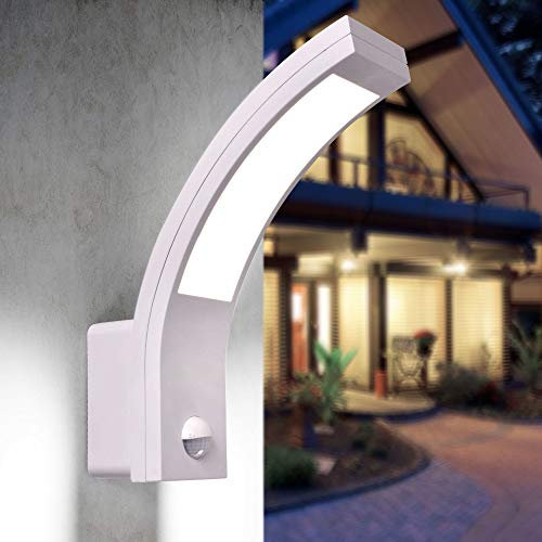 max K O M F O R T LED Aussenleuchte mit Bewegungsmelder PIRIT | 15W Weiß IP54 900 Lumen 4000K neutralweiß | Außenwandleuchte Außenlampe Sensor Strahler Fluter