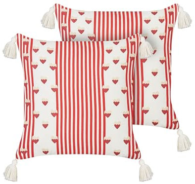 Beliani Dekokissen 2er Set Baumwolle rot/weiß Herzmuster 45 x 45 cm mit Quasten Banksia