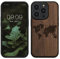 kwmobile Hülle kompatibel mit Apple iPhone 14 Pro Hülle - Holz Case - Handy Cover - TPU Handyhülle in Dunkelbraun Travel Umriss