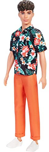 Barbie - Poupée Ken Fashionistas n° 184 - Tenue avec Chemise Hawaïenne et Pantalon à Revers Orange - Emballage Réutilisable - Cadeau dès 3 Ans, HBV24