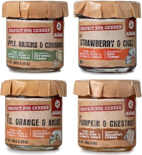 Auswahl an Marmeladen – einzigartige Geschmacksrichtungen: Kürbis und Kastanie, Orange und Anis, Erdbeere und Pfeffer, Apfel und Zimt. Perfekt zu Käse, 4er-Set à 180 g.
