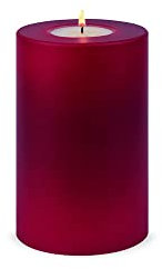 Qult Farluce Trend - Teelichthalter in Kerzenform • Merlot Red • Christmas Collection • Adventskerzen • Weihnachtskerzen • Kerze • Kunststoffkerze in Kerzenoptik (Ø 8 x h 12 cm)