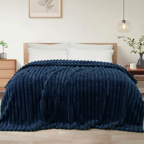 Exclusivo Mezcla Kuscheldecke Flauschig Fleecedecke Flanell Decke, Leichte und Warme Wohndecke Tagesdecke für Ganzjahreszeit, 230 x 270 cm Marineblau