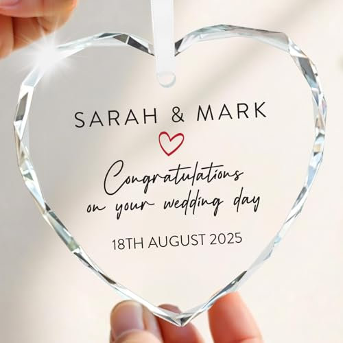 Beecreative Personalised Wedding Gifts For Bride and Groom - Crystal Glass Heart Decoration - Wedding Congratulations Gift For Husband and Wife - With Keepsake Gift Bag