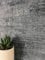 Newroom Tapete Schwarz Vliestapete Used-Look - Mustertapete Modern Anthrazit Gold Beton Metallic Loft Tapete Industrial Glanz Rustikal inkl. Tapezier-Ratgeber