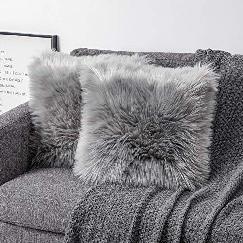 OYIMUA 2 Pcs Weicher Zierkissenbezüge Deko Kissen Schaffell Lammfell Kunstfell Langhaar Zierkissen Kissenbezug Fellimitat Sofakissen Cuddly Kissen (Grau, 45 x 45 cm)