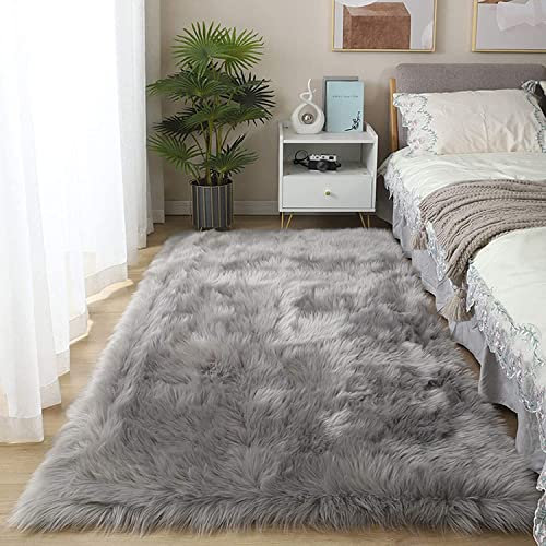 YIHAIC Faux Lammfell Schaffell Teppich Kunstfell in Super weich Lammfellimitat Imitat Fellteppich für Schlafzimmer Boden Wohnzimmer Home Decorator Teppich Bettvorleger Sofa Matte (Grau, 80 x 180 cm)