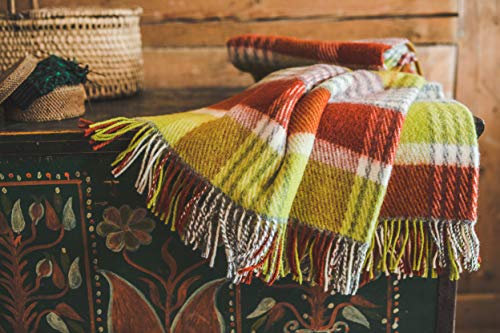 Ger3as Wolldecke Plaiddecke mit Fransen 130 x 210 cm Warme Decke Aus Schurwolldecke 100% Neuseeland Wolle Decke, Plaid oder Blankie für Sofa und Bett (Ahorn Grün)