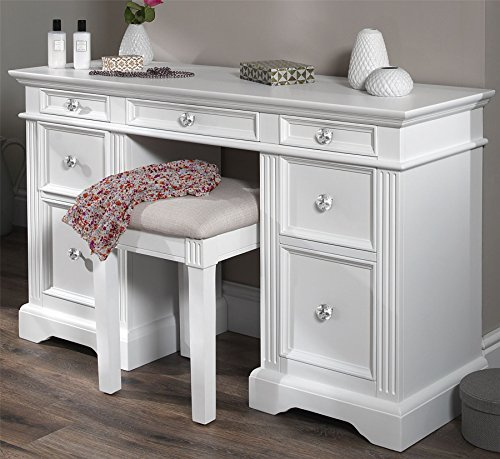 Gainsborough White Dressing table. Very solid dressing table with 7 drawers in different sizes. White desk. FULLY ASSEMBLED