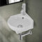 Lavabo sospeso ad angolo 39x36 in ceramica lucida con design ovale, forato per troppopieno e miscelatore