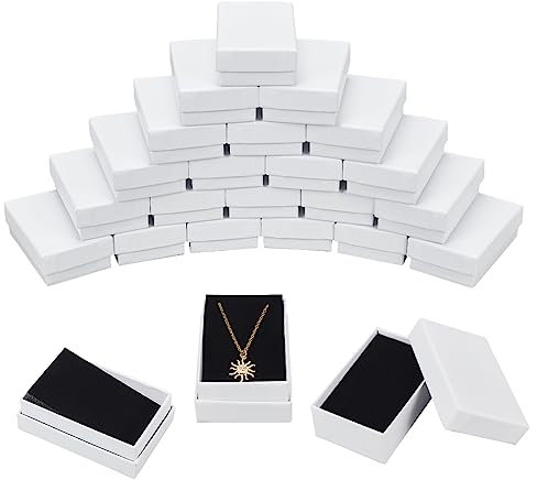 NBEADS 24 Stück Rechteck-Schmuck-Box, 8x5.1x2.7cm Weiße Schmuckschachteln aus Karton Kraftpapier-Boxen Weihnachts-Pappschachtel Karton Ring Boxen für Geschenkverpackungen