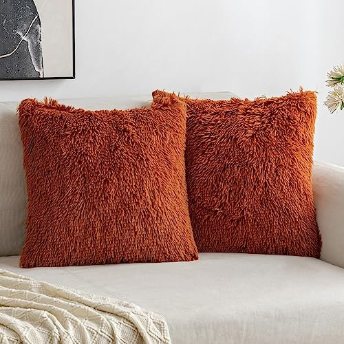 MIULEE 2er Set Kissenbezüge Künstlich Pelz Sofakissen Dekorative Dekokissen Kuschelkissen Plüschkissen Kuschelig Couchkissen Superweich Kissen Flauschig Kissenbezug für Sofa 40x40 cm Karamell