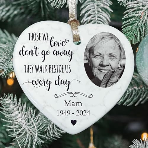 GuteGifts Personalised Plaque with Photo Memorial Bauble Ceramic Ornaments Plaque Bereavement Remembrance Funeral Gifts Christmas Home Decoration Hanging Sign with Quote-Those we love dont go away.