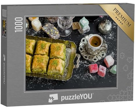 puzzleYOU: Puzzle 1000 Teile „Baklava mit Pistazien, EIN traditionelles türkisches Gebäck mit Kaffee“ – aus der Puzzle-Kollektion Küche, Türkei, Essen und Trinken