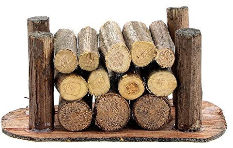 Holzstapel für die Selber-Bauen-Krippe