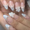 Irikdescia Lot de 24 faux ongles à coller, press-on nails de taille moyenne, couleur nude avec perles et nœuds, manucure française en amande, bleu