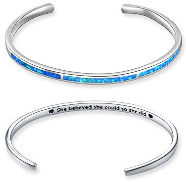 WINNICACA Oktober Birthstone Armband Sterling Silber Blue Opal verstellbare Manschette Armreif Schmuck Geschenke für Frauen Geburtstag, graviert she believed she could so she did