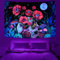 Uspring Schwarzlicht-Wandteppich, Totenkopf, floraler Wandteppich, Trippy, UV-Pilz, Wandteppich, Blumenpflanzen, Wandteppich, leuchtet im Dunkeln, Skelett, Wandbehang für Zimmer (70,9 x 235 cm)