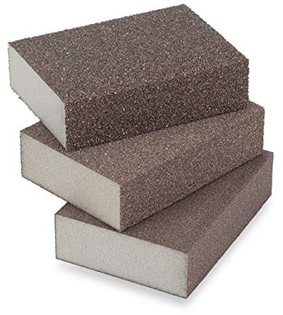 Spugna abrasiva 95x68x24mm per levigatura carta vetro legno (grana fine)