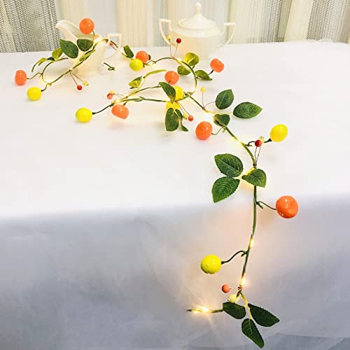Riaxuebiy 2M 20 LED Mandarine Zitrone Fee Lichterketten Grüne Blätter Beeren Hängepflanze Weinrebe Girlande für Hausgarten Hochzeit Party Dekoration (1 Stück)