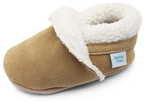 Dotty Fish Pantoufles en Daim Pour Bébé et Enfant, Pieds Nus, Antidérapants, Doublés Polaire, Chaussons d'hiver, Garçons et filles – Bronzage 5-6 Ans (29 EU)