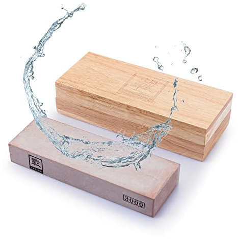 Zayiko Schleifstein 3000er Körnung | aus Siliziumkarbid | mit Wasser oder Öl nutzbar | für Feinschliff & Politur von Küchenmessern | in Holzbox für Profi- & Hobbyköche