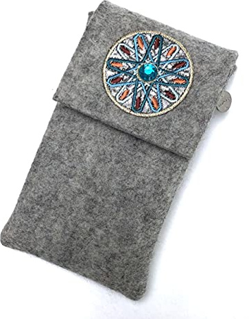 zigbaxx Handyhülle Handytasche Filz für iPhone 15 14 13 12 11 8 Plus Pro Max X XS XR Smartphone-Hülle MAROC handmade Wollfilz Stickapplikation - beige grau braun