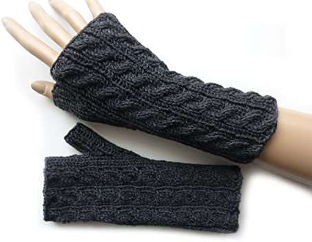 Armstulpen Anthrazit mit Zopfmuster aus Wolle handgestrickt