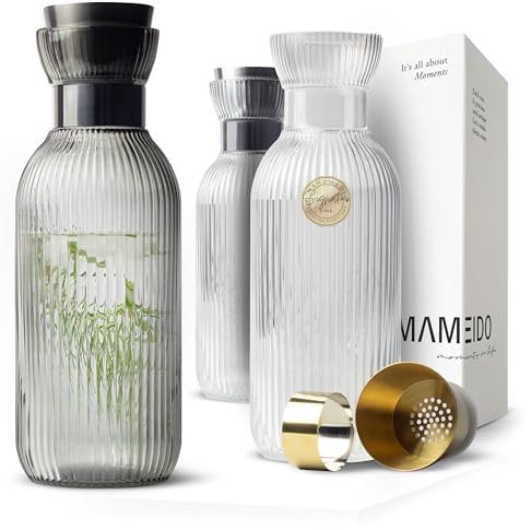 MAMEIDO Water Carafe 1.5l - Glass Carafe with Lid & Sieve, Hand-Blown Water jug with Noble Look for Special Occasions, carafes to give as a Gift (Smoke Black, 1500ml)