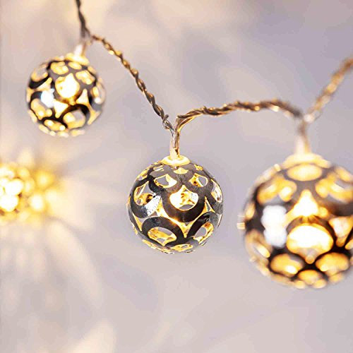Lights4fun 16 Silver Ball Plug in Fairy String Lights Warm White LEDs for Indoor Use 2.25m