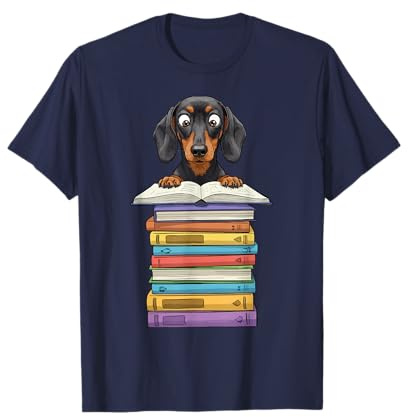 Carino Wiener Cane Bassotto Lettura sul Mucchio di Libri Divertente Maglietta
