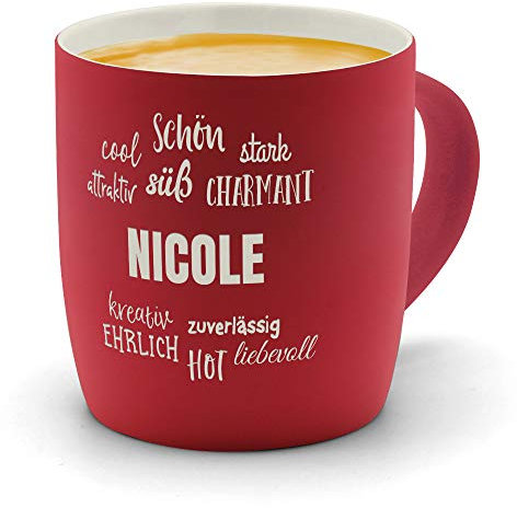 printplanet - Kaffeebecher mit Namen Nicole graviert - SoftTouch Tasse mit Gravur Design Positive Eigenschaften - Matt-gummierte Oberfläche - Farbe Rot