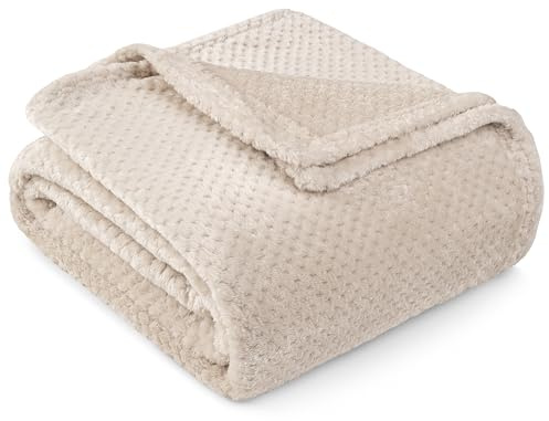 PAVILIA Cream Beige Fleece Throw Blanket for Couch Sofa Bed, Soft Fuzzy Waffle Jacquard Microfiber, Warm Lightweight Fade-Resistant Decorative All Season Throw, 60x80 Twin
