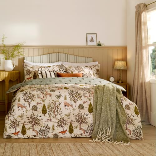 furn. Wylder Fable Duvet Cover Set (Willow Green - King) | Reversible Rustic Autumn Woodland Leaf Motif Cotton Rich Bedding