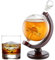 AMAVEL Whiskyset mit Globus Karaffe mit innenliegendem Auto, Whisky Glas mit Banderole Gravur, Personalisiert mit Name und Datum