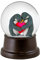 Kuschelige Pinguine in Love Schneekugel von The San Francisco Spieluhr