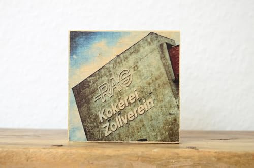 RAG-Stiftungshaus Zeche Zollverein – Architektur Fotografie auf Holz (7x7 cm) – Handmade Transferdruck – Ruhrgebiet Kunstwerk