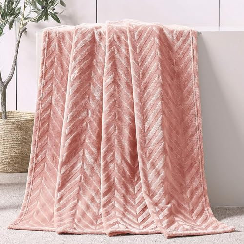 Whale Flotilla Kuscheldecke mit Chevron Muster 130x150 cm, Warme Sofadecke Wohndecke - Superweiche und Kuschelige Fleecedecke Flanell-Decke, Rosa