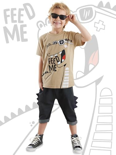 Denokids Jungen T Shirt und Capri Haremshose Set, 100% Baumwolle, Jungen Kleidung mit lustigen Dinosaurier-Grafiken und 3D Spikes, Beige, 2 bis 8 Jahre | 4 Alter