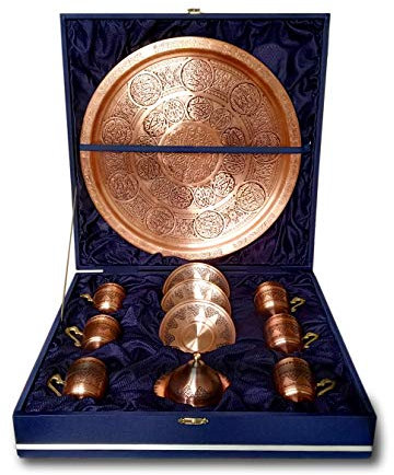 Ensemble de soucoupes à café en cuivre martelé et ottoman grec, arabe turc et arabe, motif grappes de raisins et boîte en velours spéciale