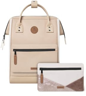 Cabaïa - Adventurer Rucksack Arcachon Medium 18L - Wasserabweisend - Laptopfach bis zu 13 Zoll - 2 Vordertaschen - vegan zertifiziert - Rucksack für Reisen und Arbeit, Damen & Herren - Beige