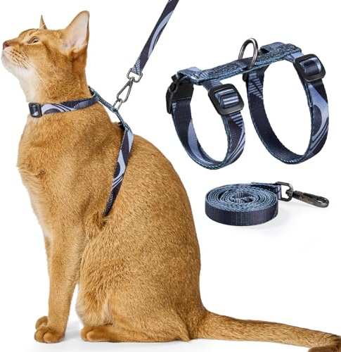 PetThem Adjustable Cat Harness and Leash Set Escape Proof (Black)