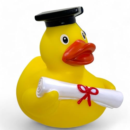MIJOMA Quietsche-Ente Badeente | Niedliche Schwimmenten für Kinder & Erwachsene | Hochwertiges, langlebiges Material | ca. 10 cm (Doktorhut & Diplom)
